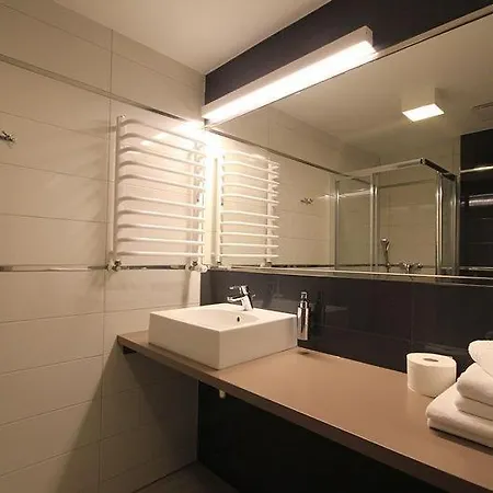 25 Czarna Gora Nr 5 Ischgl * Sienna (Klodzko)