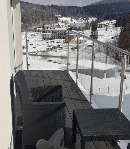 25 Czarna Gora Nr 5 Ischgl Daire *